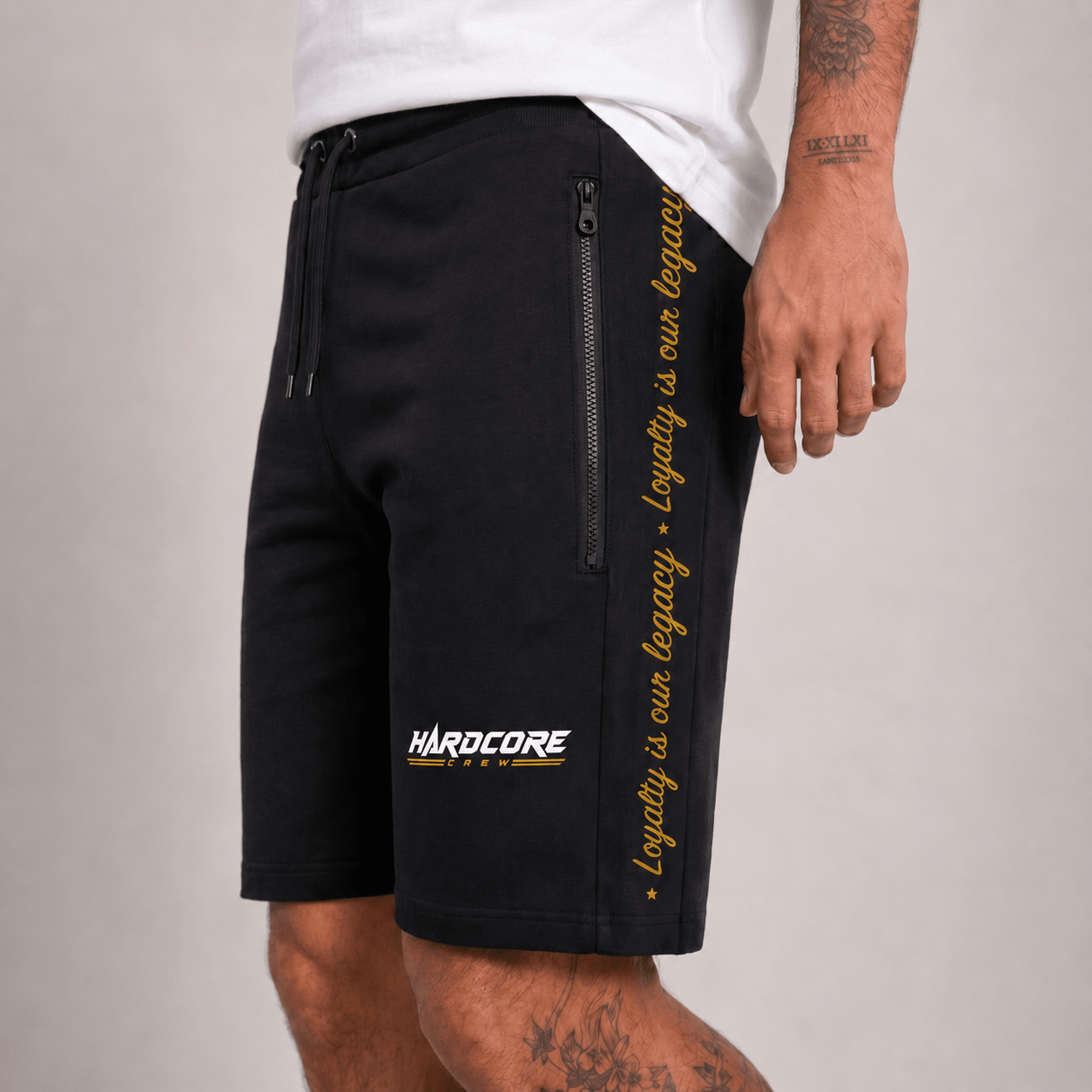 ESSENTIAL SHORT - HARDCORE CREW